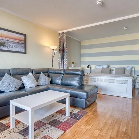 - Haus D, App 0d0806 דירה *